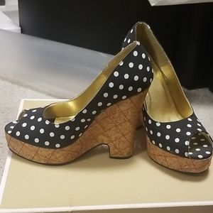 Polka dot wedge heels